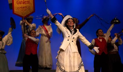 Dolly and the cast perform a main song and dance number